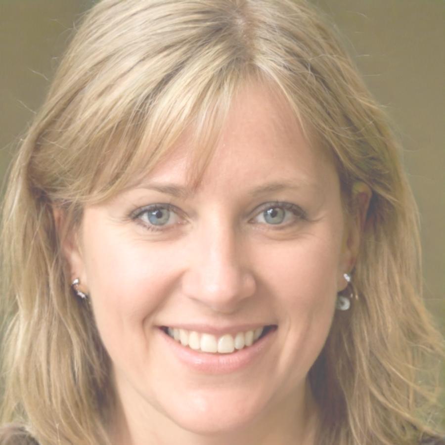 Portrait of Siobhán Vanhanen