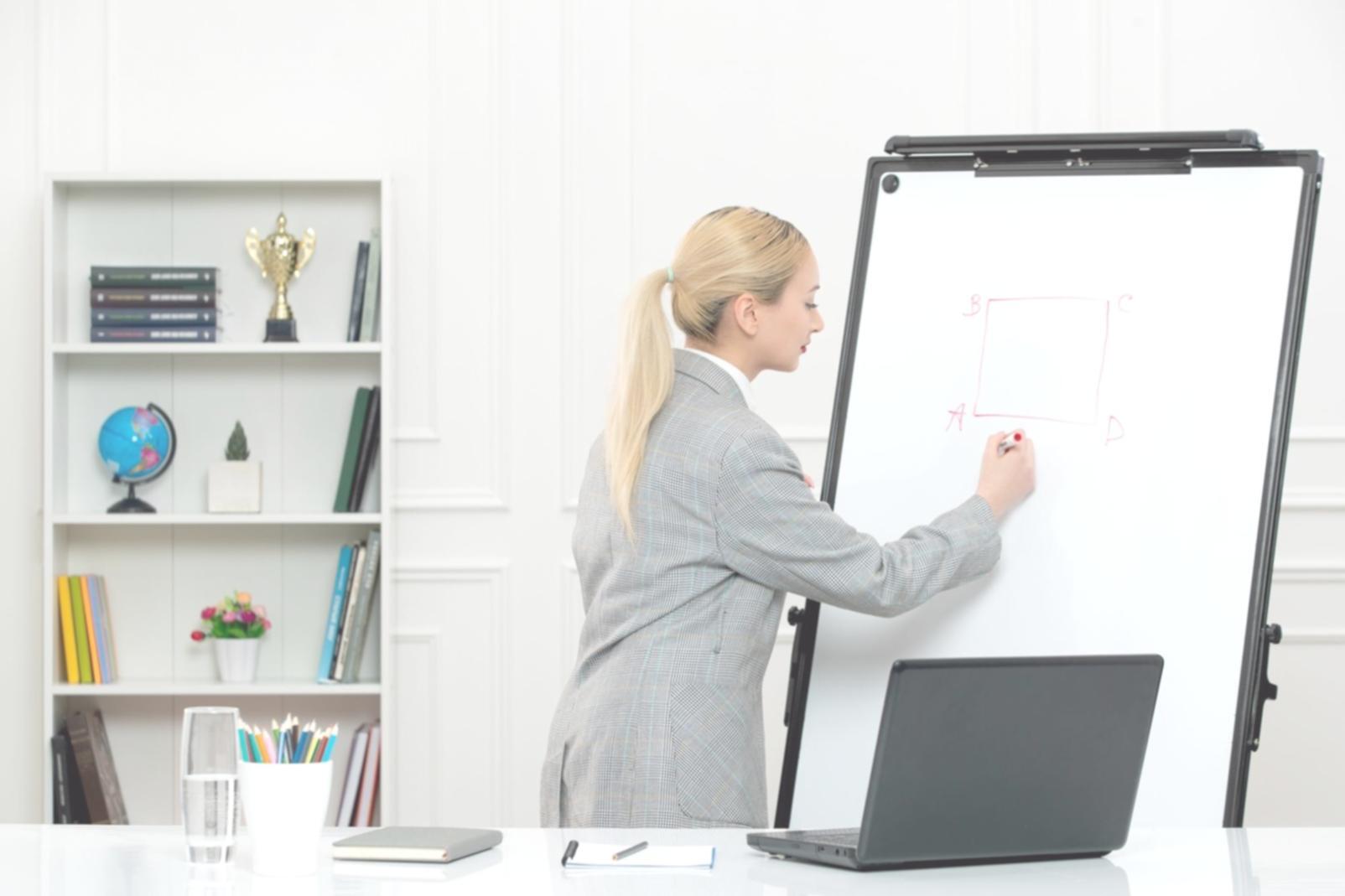 Modern learning environment for financial education